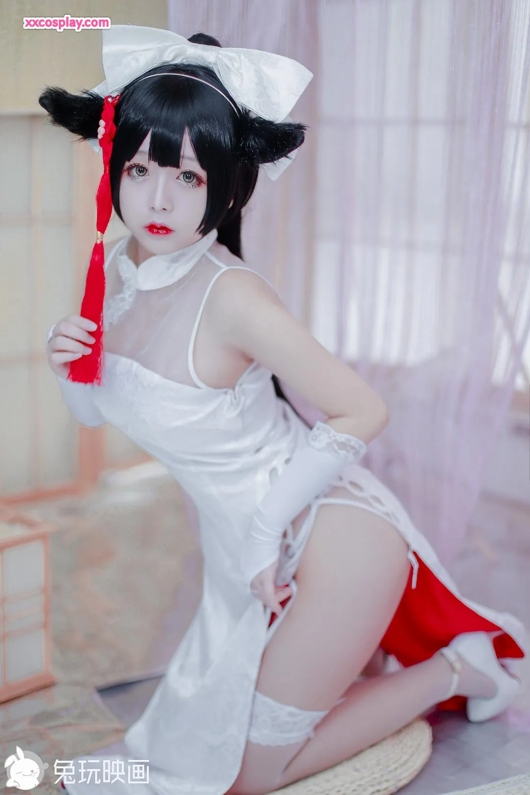 兔玩映画 高雄獒 เชิ้ตกระโปรงจีนสีขาวสง่างาม